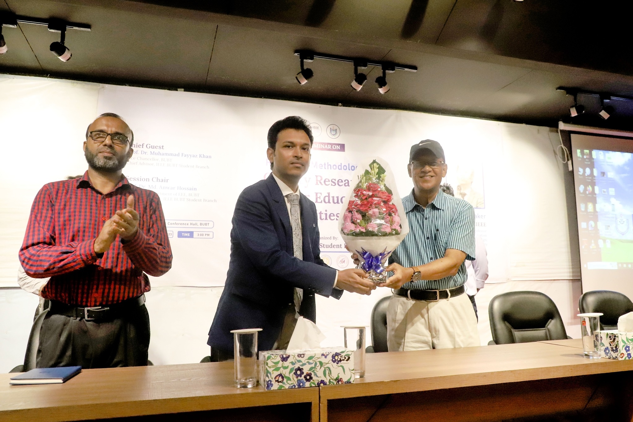 The IEEE BUBT Student Branch organized a seminar on “𝐑𝐞𝐬𝐞𝐚𝐫𝐜𝐡 𝐌𝐞𝐭𝐡𝐨𝐝𝐨𝐥𝐨𝐠𝐲 𝐟𝐨𝐫 𝐐𝐮𝐚𝐥𝐢𝐭𝐲 𝐑𝐞𝐬𝐞𝐚𝐫𝐜𝐡 𝐚𝐧𝐝 𝐇𝐢𝐠𝐡𝐞𝐫 𝐄𝐝𝐮𝐜𝐚𝐭𝐢𝐨𝐧 𝐎𝐩𝐩𝐨𝐫𝐭𝐮𝐧𝐢𝐭𝐢𝐞𝐬 𝐢𝐧 𝐉𝐚𝐩𝐚𝐧.”